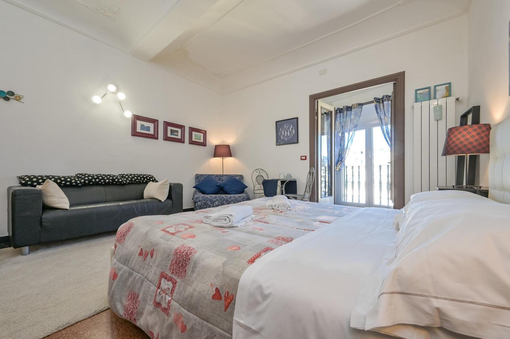 Lovely Room On Rooftops - Genovainrelax Buitenkant foto